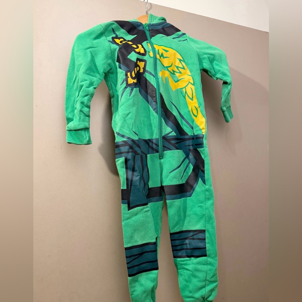 H&M Ninjago Jumpsuit kids size 4-6